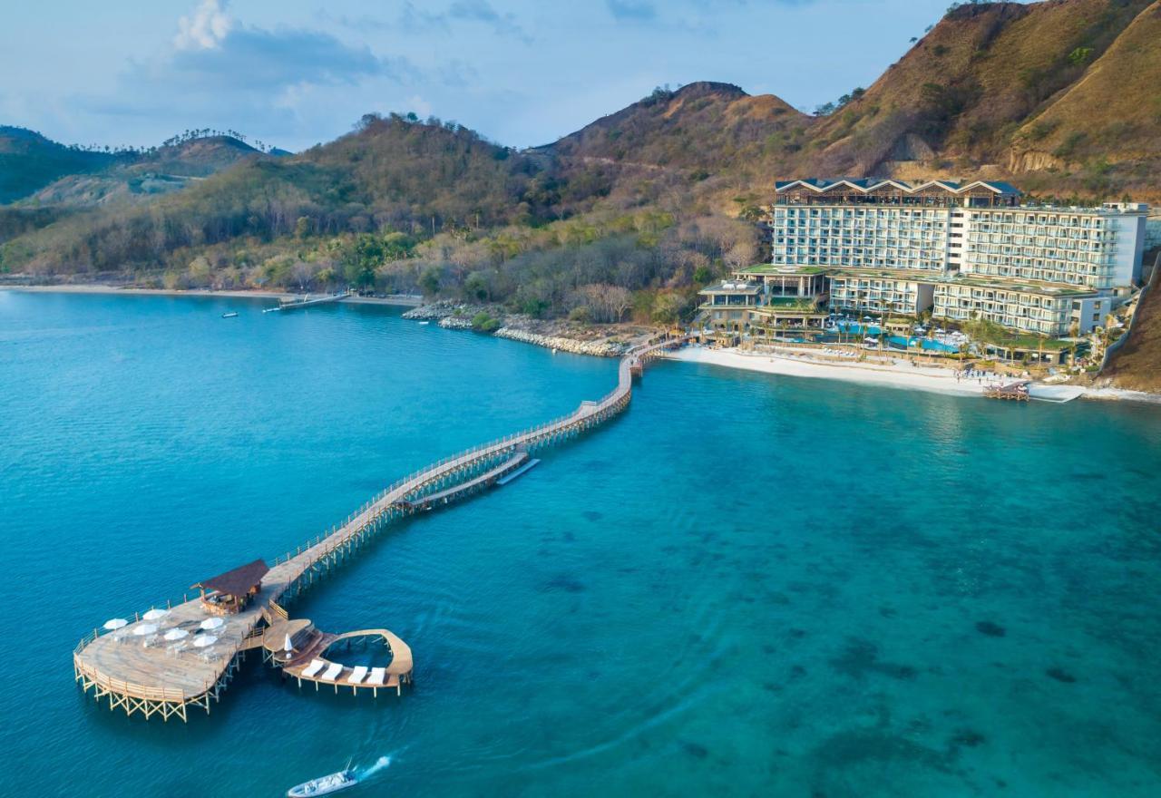 Ayana Komodo Waecicu Beach Hotel Labuan Bajo Eksteriør billede