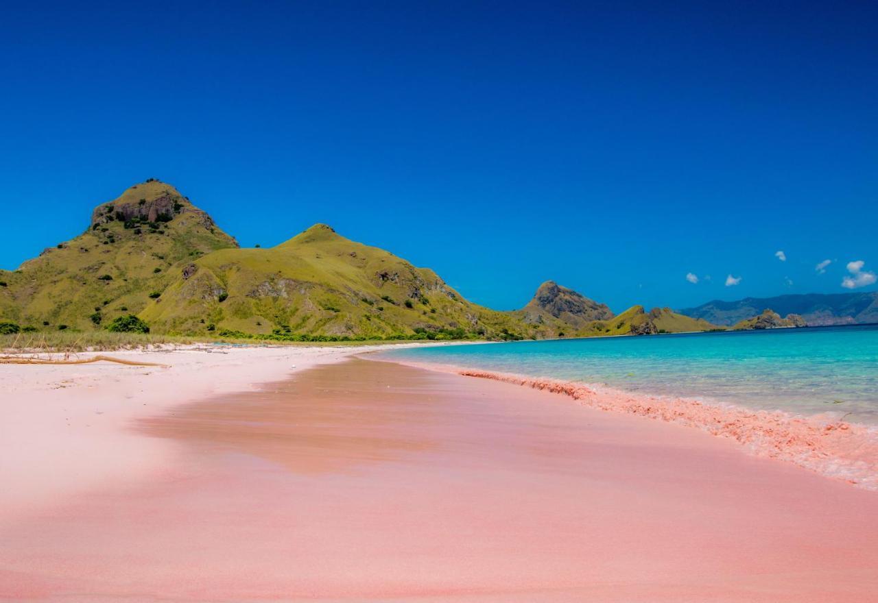 Ayana Komodo Waecicu Beach Hotel Labuan Bajo Eksteriør billede